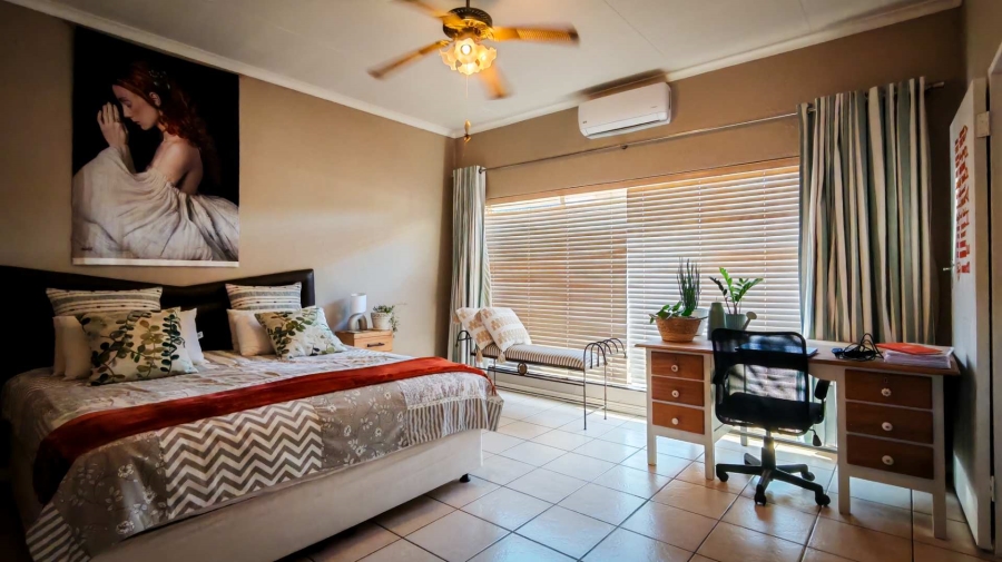 4 Bedroom Property for Sale in Melodie North West